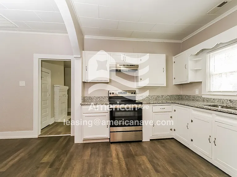 1631546_006_kitchen_13754812.jpg