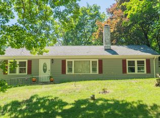 9 Mountain Rd, Danbury, CT 06810