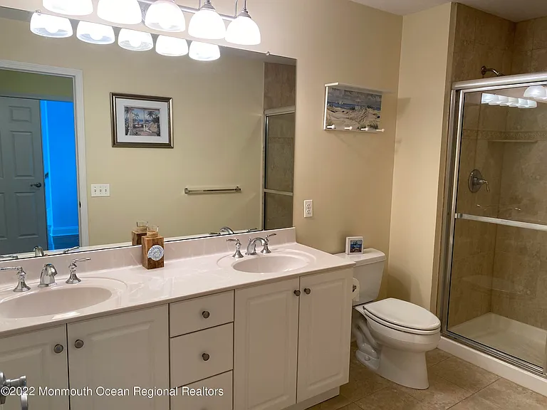 15 Sumner Ave #12 — Photo 16