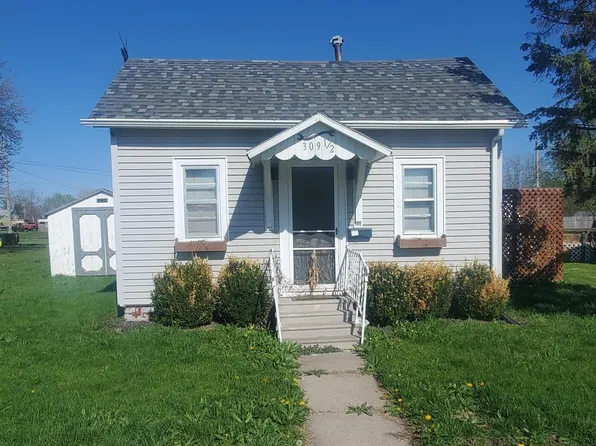 309 1/2 S Elm St, Creston, IA 50801