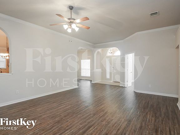 5th image of 116 Elmwood Trl