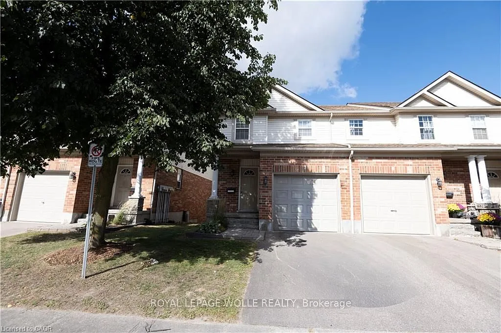 3 bed, $2,695 — Photo 1