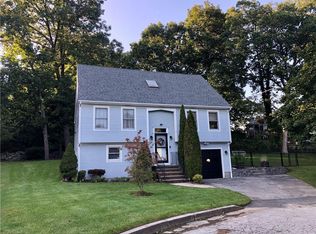 7 Palou Dr, North Providence, RI 02904