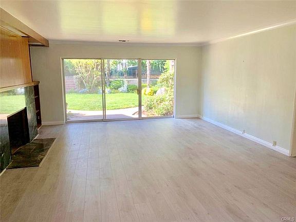 4th image of 1169 W Leadora Ave