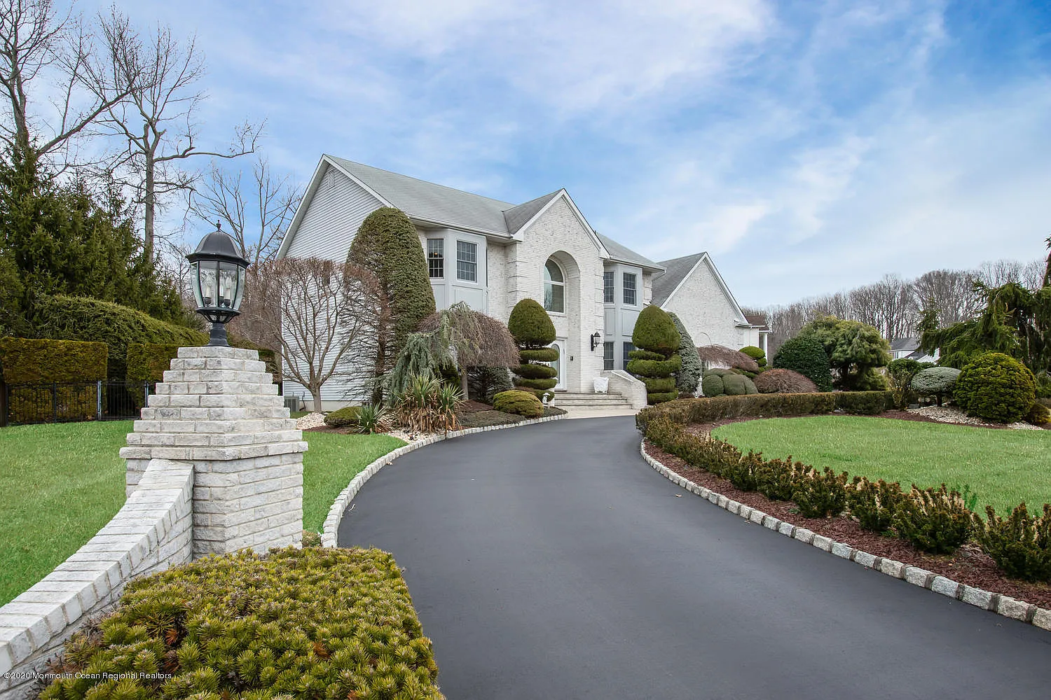 16 Green Ridge Dr photo 1