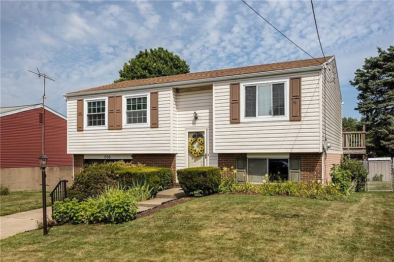 700 Snyder St, Conway, PA 15027 Zillow