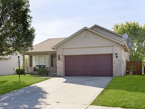 2nd image of 11139 Steelewater Ct