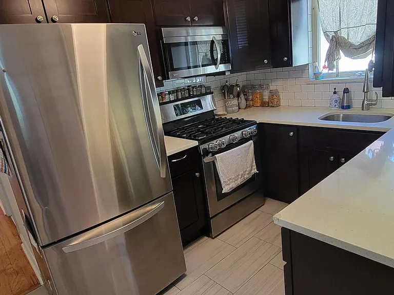 228 Manor Rd — Photo 8
