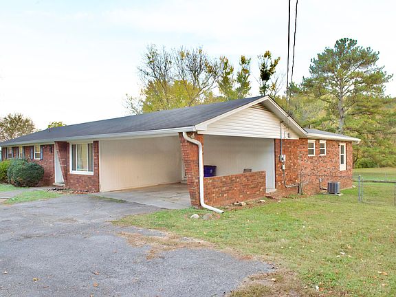 2nd image of 685 Mimosa Dr NW