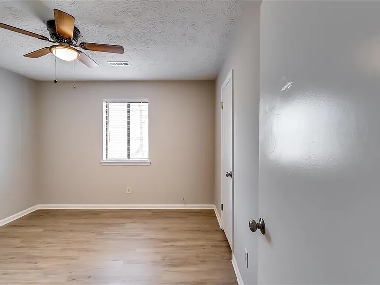6627 Bent Creek Dr — Photo 6