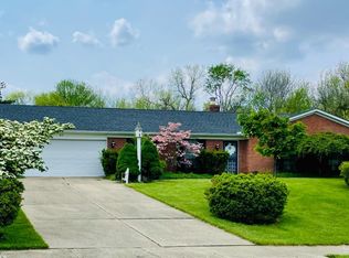 812 White Oak Dr, Oxford, OH