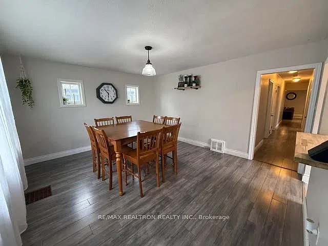3 bed, $2,500 — Photo 3