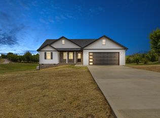 105 Mohican Trl, Jeffersonville, KY 40337