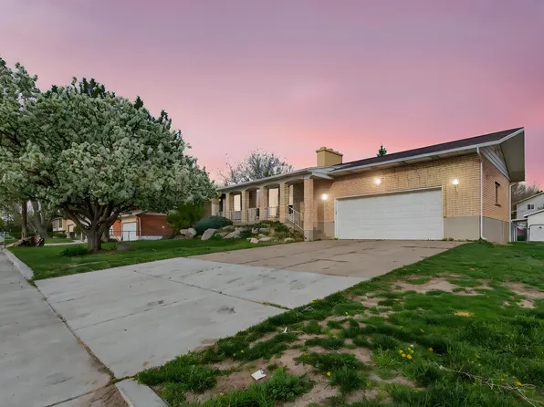 206 N 2000 W, Clearfield, UT 84015