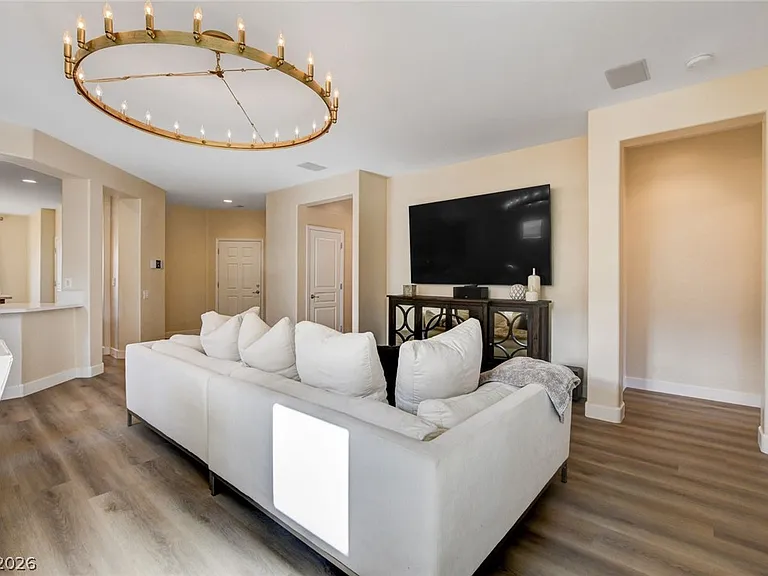 2649 Rue Marquette Ave — Photo 11