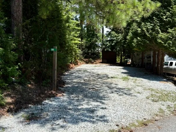 440 Kinston Loop Dr #101, Westminster, SC 29693