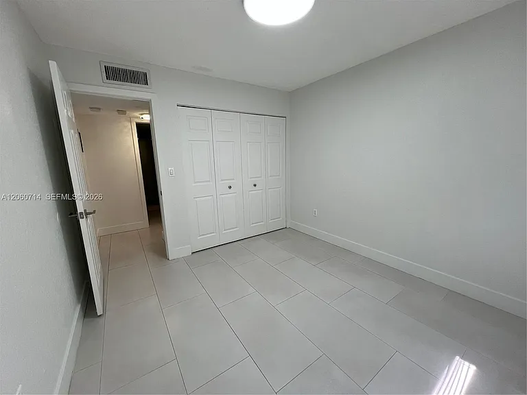 9520 SW 8th St #118 — Photo 24