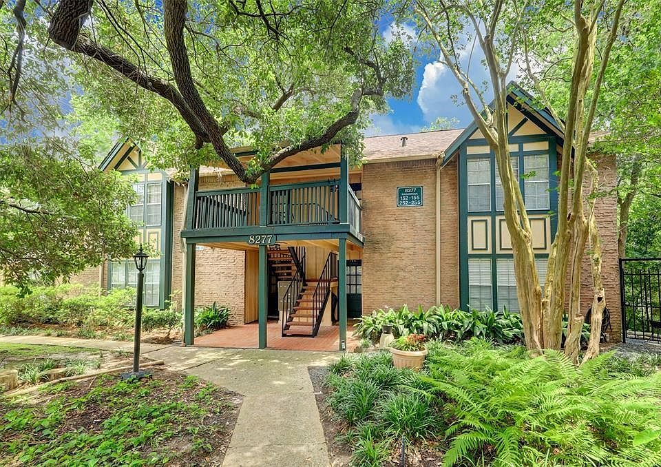 1st image of 8277 Kingsbrook Rd APT 254