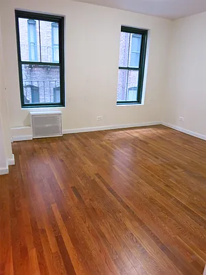 Rented by City & Suburban | media 21