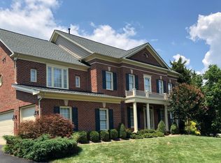 18311 Sea Island Pl, Leesburg, VA 20176