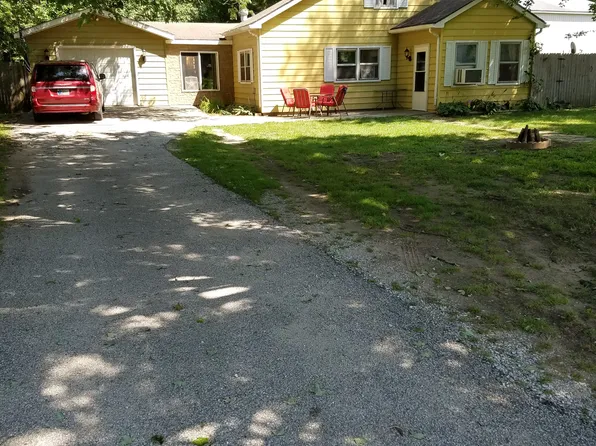 3601 N Wozniak Rd, Michigan City, IN 46360