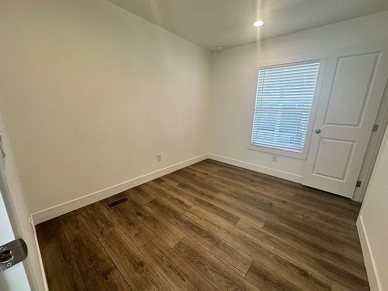 2060 N Ctr #381 — Photo 24