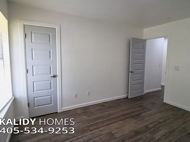 6001 SE 8th St — Photo 22