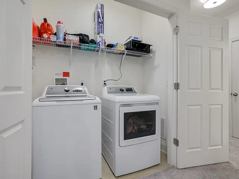 88 Aspen Dr — Photo 17