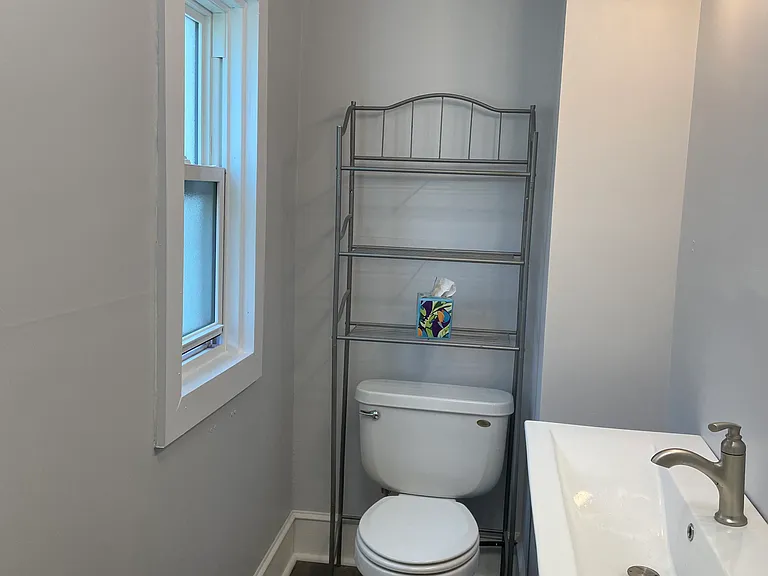 220 S 61st Ave W — Photo 18