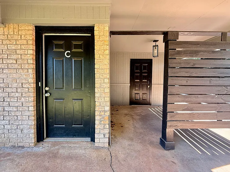 406 E Old Highway 80 — Photo 11
