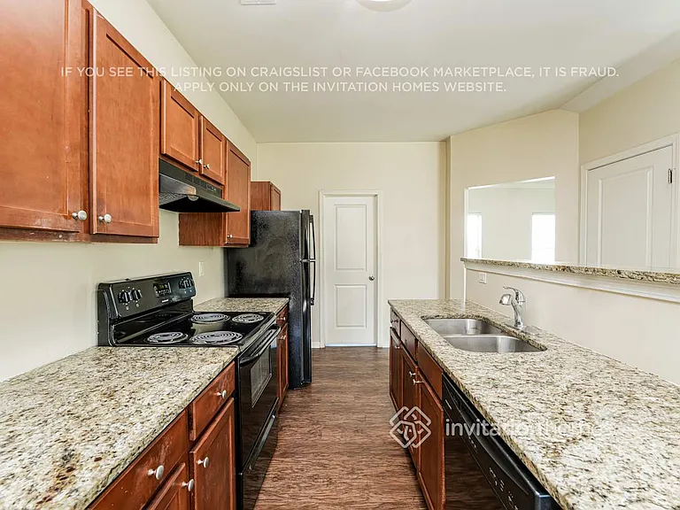 1632 Ewing Farm Dr — Photo 8