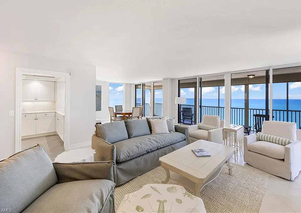 10691 Gulf Shore Dr #1201