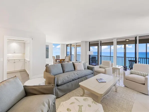 10691 Gulf Shore Dr, Naples, FL
