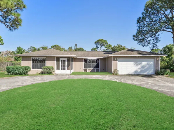 102 SE Crosspoint Drive, Port St Lucie, FL 34983