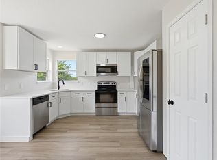 104 Adams Dr, Crowley, TX 76036