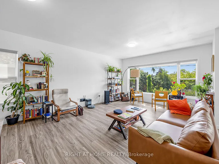 148 Glenlake Ave #8 — Photo 5