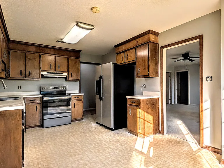 608 Matheny Cut — Photo 8