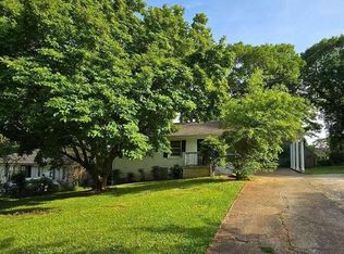 2855 Mitchell Dr, Decatur, GA 30032