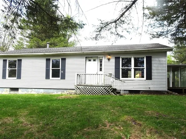 4954 Creaser Rd, Westmoreland, NY 13490