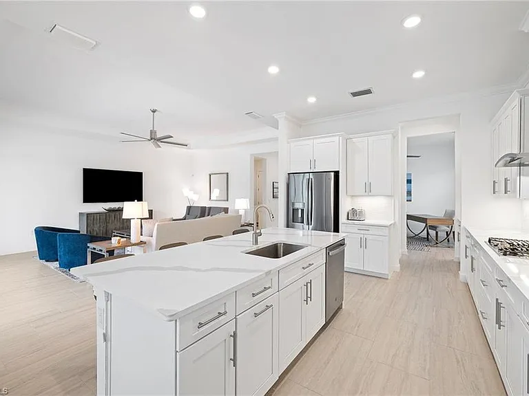 3130 Heather Glen Ct — Photo 14