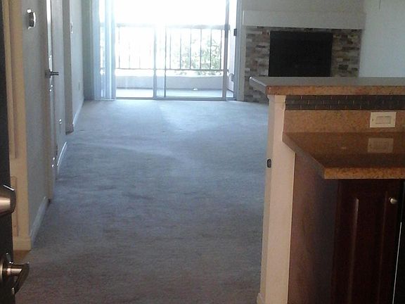 5th image of 5530 Owensmouth Ave APT 205