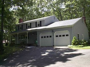 90 Hull Rd, Madison, CT 06443