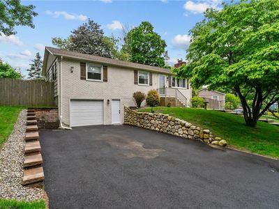 49 Deerfield Dr, West Warwick, RI, 02893
