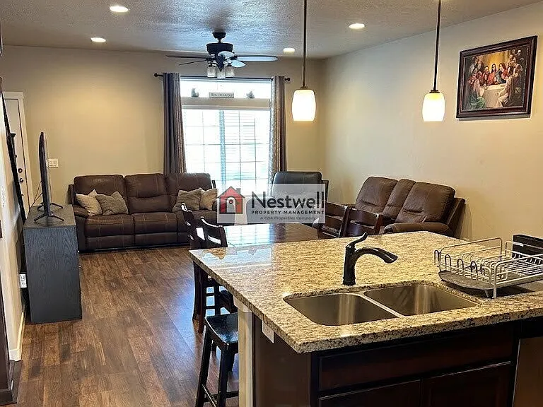 5696 W Red Ridge Ln — Photo 3