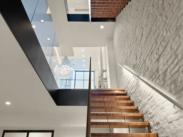 19 Jay Street image 14 of 30