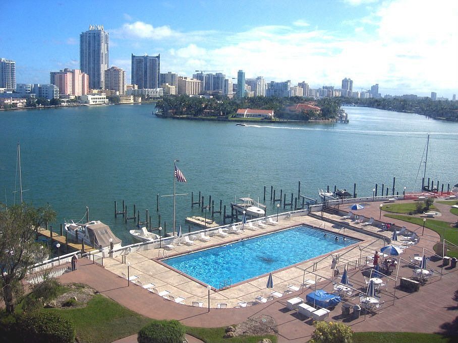 1st image of 900 Bay Dr APT 604