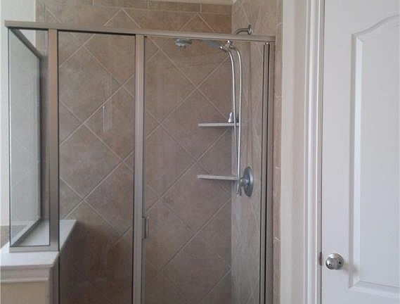 5th image of 1407 Red Dr