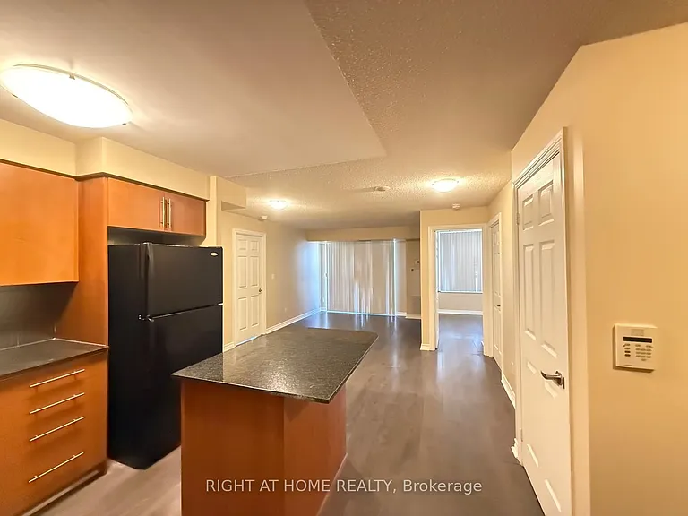 310 Burnhamthorpe Rd W #2101 — Photo 12
