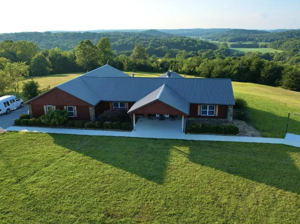 8825 Greenville Rd, Elkton, KY 42220