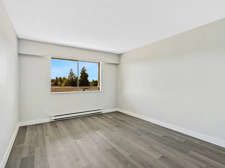 8040 Blundell Rd — Photo 29